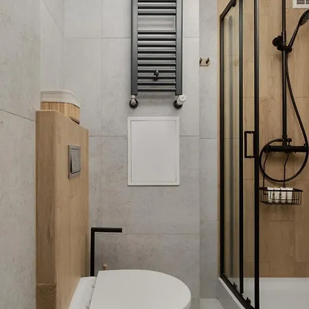 Elegant Studzienna Glowny By Renters Wrocław